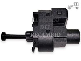 Interruptor mecánico luces de freno Ford Recambio