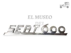 Anagrama trasero Seat  600  1ª Serie MUSEO