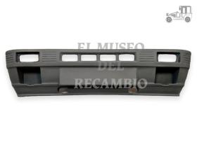 Paragolpes delantero con hueco de antinieblas Renault 5 Renault Clásico