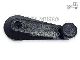 MANECILLA ELEVA PANDA Seat Clásico