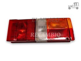 Piloto trasero derecho Seat 131 .