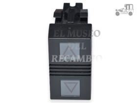 Interruptor de elevalunas Renault 21 -89 .