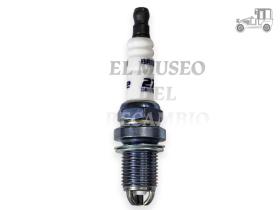 Bujía 16V Clio 1.8 y Renault 19 .