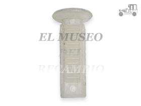 Grapa fijación revestimiento Renault 9, 11, 21 y Express Recambio