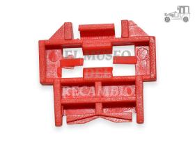 Grapa roja moldura lateral Renault Recambio