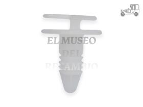 Grapa panel puerta Citroën-Peugeot Recambio