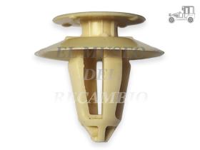 Grapa fijación revestimiento interior Ford Fiesta 89-96 Recambio