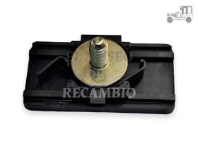 Fijación aletas delanteras Renault Recambio