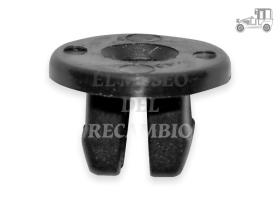 Grapa fijación panel puerta Nissan X-Trail Recambio
