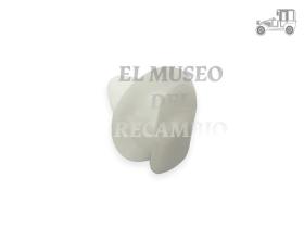 MUSEO 6002314 - Grapa tapizado de plástico Seat