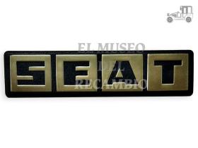 Anagrama "Seat" Ronda color oro Seat Clásico