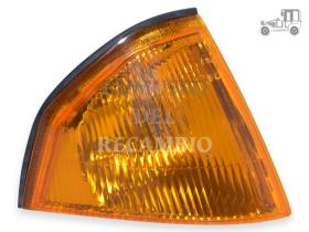 Piloto delantero derecho ámbar Alfa Romeo 33 90- Iluminación