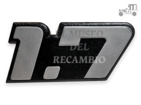 Anagrama 1.7 de aleta delantera Seat Clásico