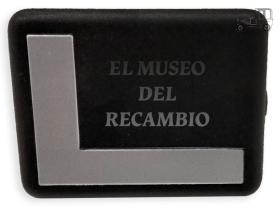 Anagrama "L" de aleta delantera Seat Clásico