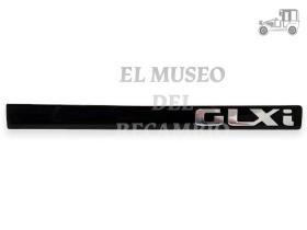 Anagrama banda negra portón "GLXi" Seat Clásico