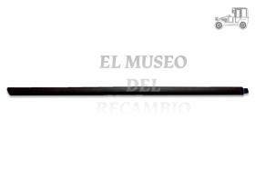 Moldura de puerta trasera derecha Audi A4 96-99 .