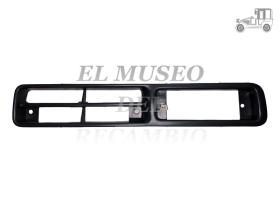 Rejilla parachoques derecho negro Nissan Terrano 1986 a 1992 Recambio