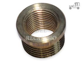 Casquillo paso bujia cuello corto .