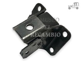 Soporte motor de chapa derecho Seat 124 y 1430 Seat Clásico