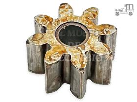 Piñón bomba de aceite corto 8 dientes .