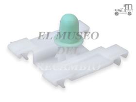 Clip moldura de puerta Volkswagen Golf y Vento Recambio