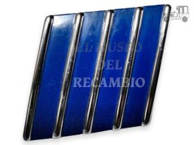 Anagrama barras cromadas atornillada fondo azul 70x55 mm Recambio