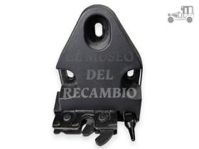 Cerradura puerta trasera derecha Renault Trafic y Vivaro Renault Clásico