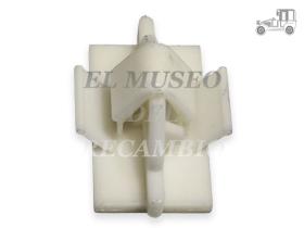 Grapa embellecedor de techo Renault Megane II Recambio